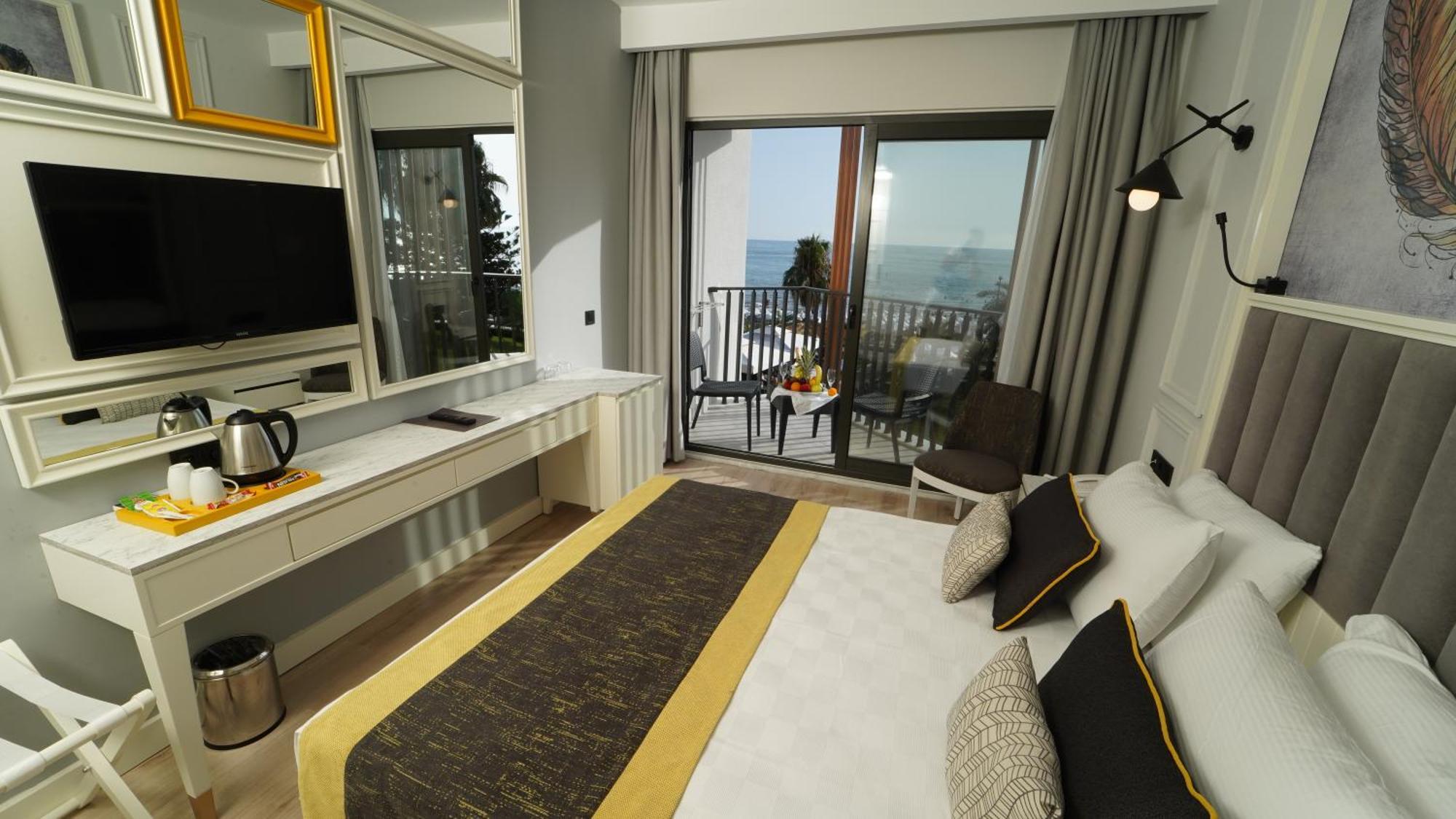 The Raga Side Ultra All Inclusive (Adults Only) Buitenkant foto